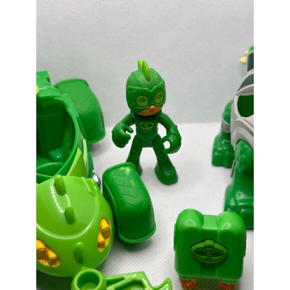 Lot of PJ Masks Gekko Toys and figures - Picture 3 of 6